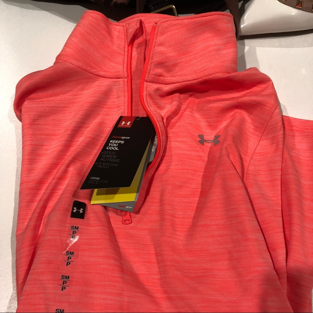 Under armour shirt size small